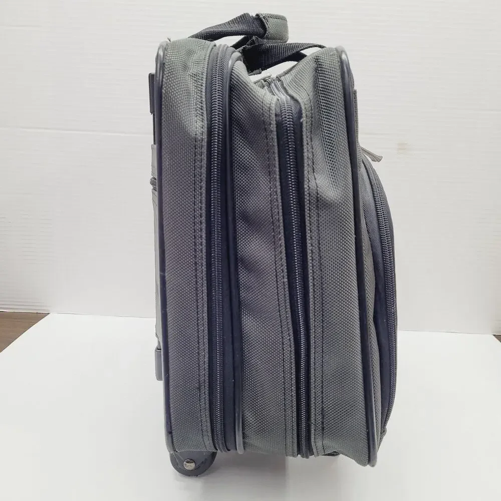 US LUGGAGE NEW YORK Roller Carry On Briefcase 18x12x8 Laptop Gray Outside Zip